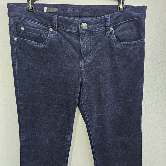 Kut from the Kloth Diana Skinny Dark Blue Corduroy Pants, Size 8P - Picture 7 of 11